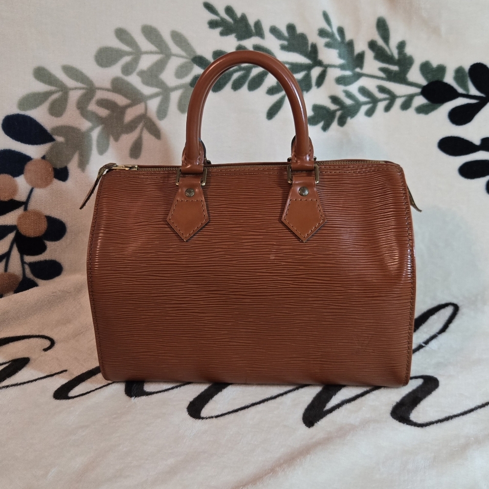 ๐ฏ Authentic Louis Vuitton Epi Speedy 25 Kenyan Fawn - Picture 2 of 16